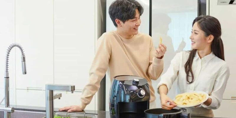 Nấu ăn bằng nồi chiên không dầu có tốt cho sức khỏe không?